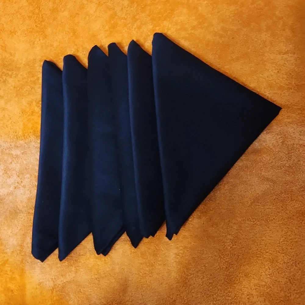 High quality cloth napkins.